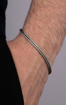  SÜPER KASIM'A ÖZEL
Erkek Gümüş Bilekliklerde %11 İndirim 