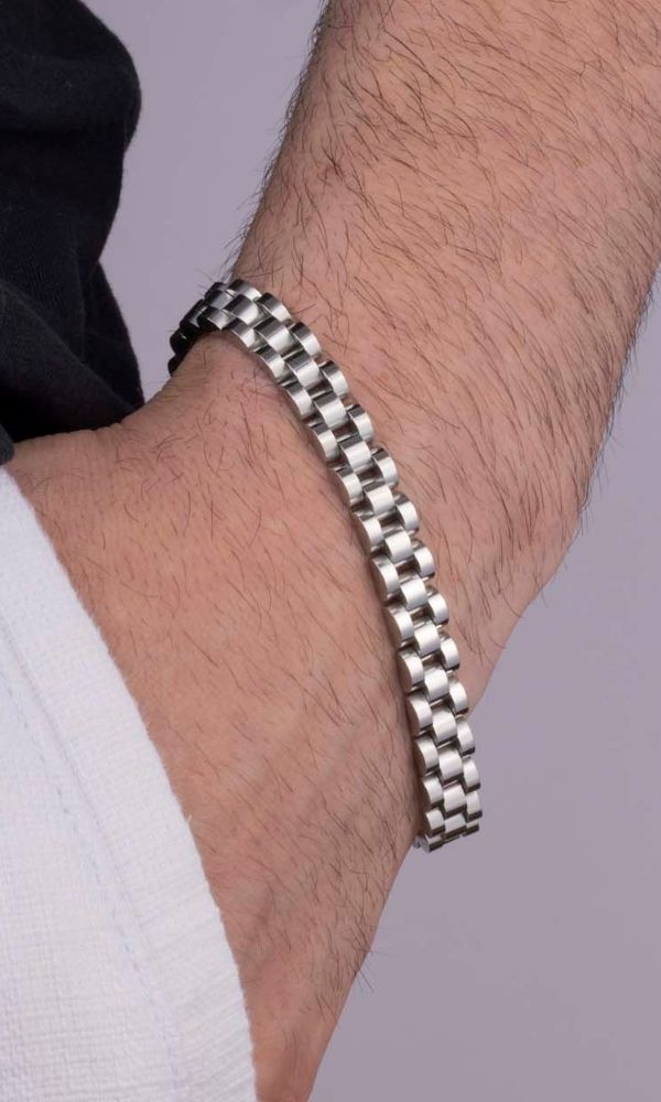 <div style="text-align: left !important; padding: 10px 0 !important; margin: 0 !important; font-family: Arial, sans-serif !important; display: block !important;">
<div style="color: #bc2b2b !important; font-size: 20px !important; font-weight: 700 !important; margin-bottom: 5px !important; text-transform: uppercase !important; line-height: 1.2 !important;">SEVGİLİLER GÜNÜNE ÖZEL</div>
<div style="color: #242424!important; font-size: 15px !important; margin: 0 !important; line-height: 1.2 !important;">Seçili Modellerde <span style="color: #242424!important; font-weight: bold !important;">2. Üründe %20 İndirim</span></div>
</div>