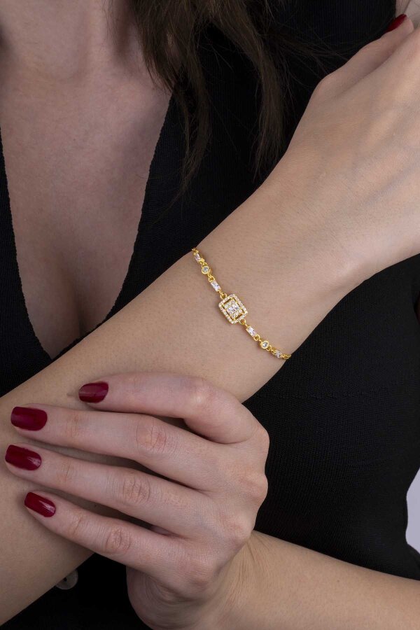 Altın Kaplama Baget Taşlı Emerald Kesim Gümüş Bileklik - Gümüş Pazarım