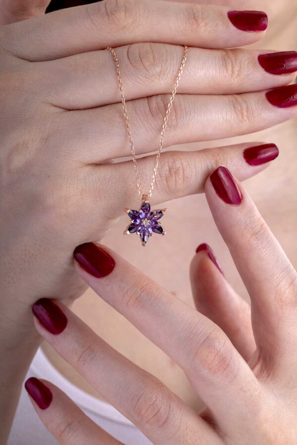 Ametist Renk Lotus Çiçeği Gümüş Kolye - Gümüş Pazarım