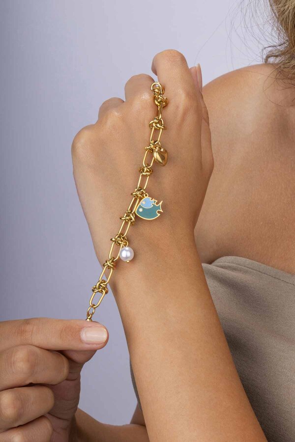 Balık İnci Kalp Figürlü Altın Kaplama Çelik Kadın Charm Bileklik - Gümüş Pazarım