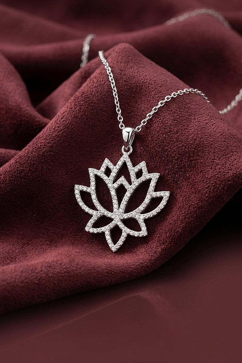 Beyaz Altın Kaplama Lotus Çiçeği Kadın Gümüş Kolye - 1