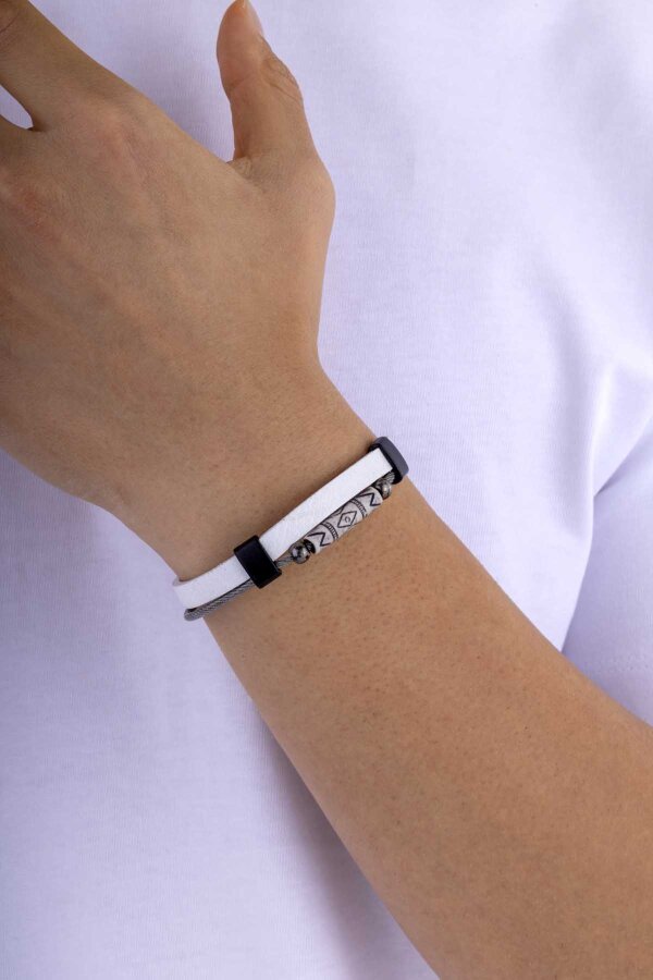 Beyaz Renk Metal Şeritli Erkek Deri Bileklik - Gümüş Pazarım