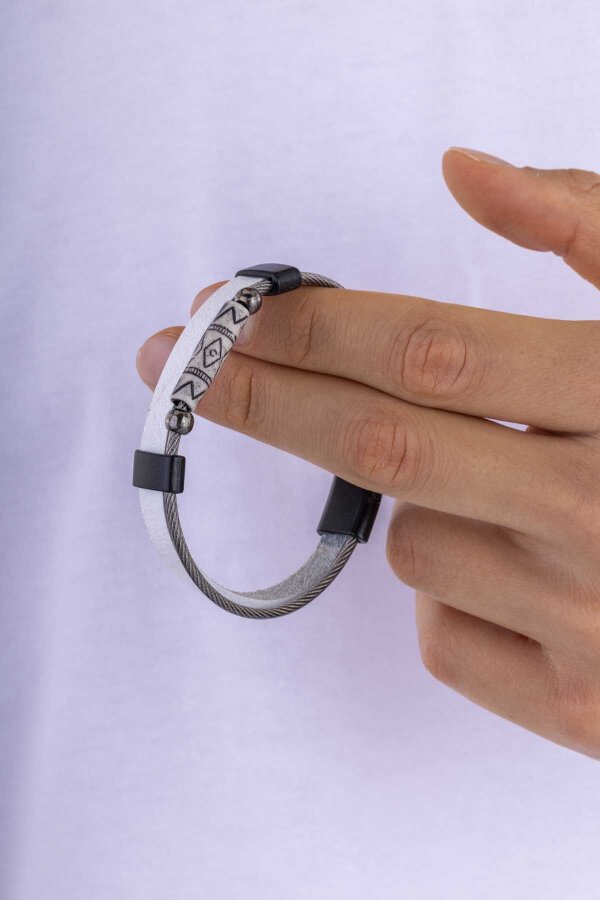 Beyaz Renk Metal Şeritli Erkek Deri Bileklik - Gümüş Pazarım