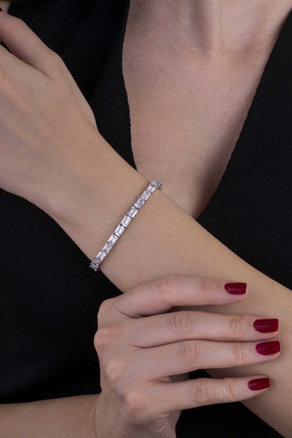 Beyaz Taşlı Baget Su Yolu Gümüş Bileklik - Gümüş Pazarım