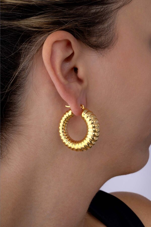 Burgu Model Halka Altın Kaplama Çelik Kadın Küpe - Gümüş Pazarım