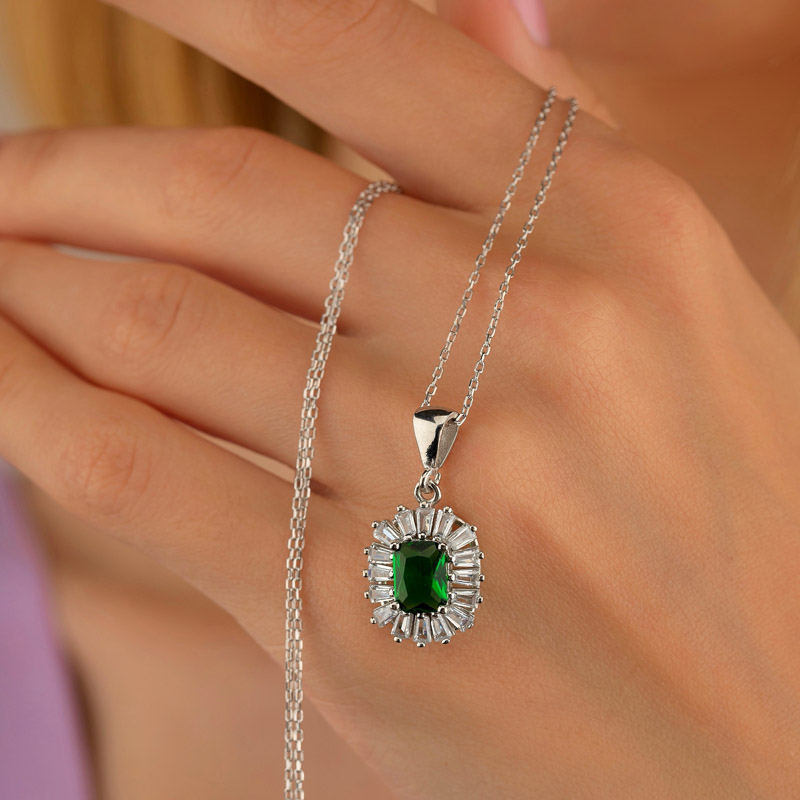 Diamond Mount Emerald Rectangle Stone Sterling Silver Necklace - Thumbnail