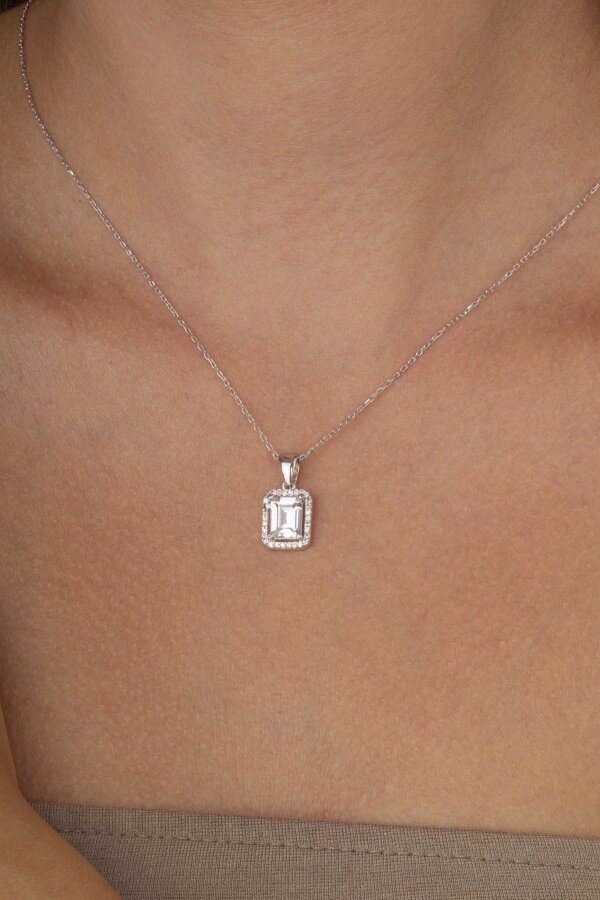 Dikdörtgen Taşlı Baget Taşlı Gümüş Kolye - 3