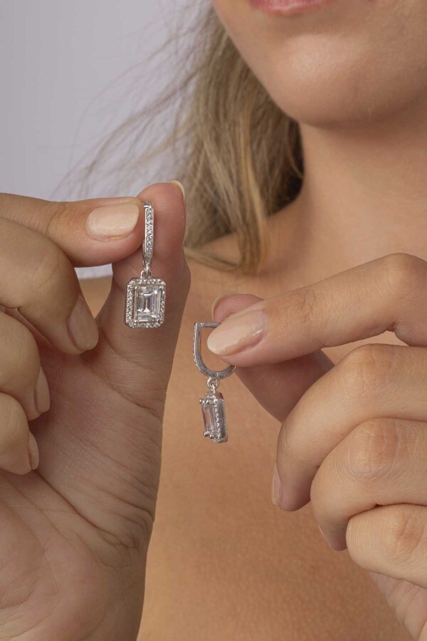 Dikdörtgen Taşlı Baget Taşlı Gümüş Küpe - Gümüş Pazarım