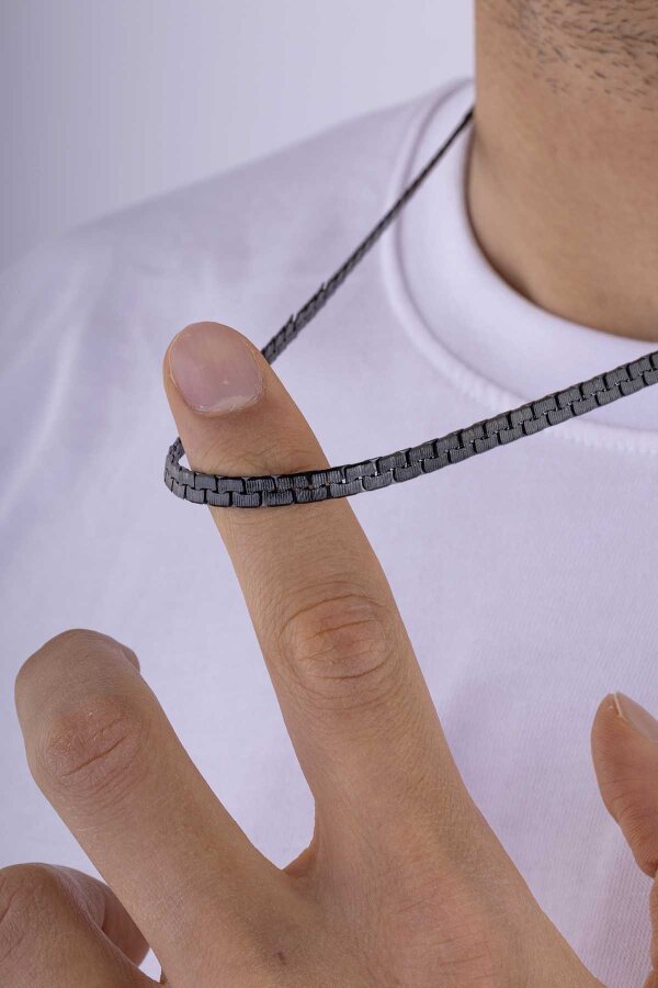 Geçmeli Kare Zincir Siyah Erkek Çelik Zincir - Gümüş Pazarım