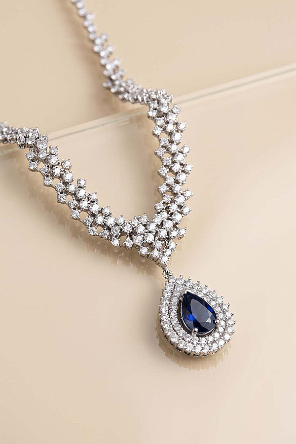 Hürrem Sultan Modeli Safir Taşllı Damla Motifli 925 Ayar Gümüş Kolye 