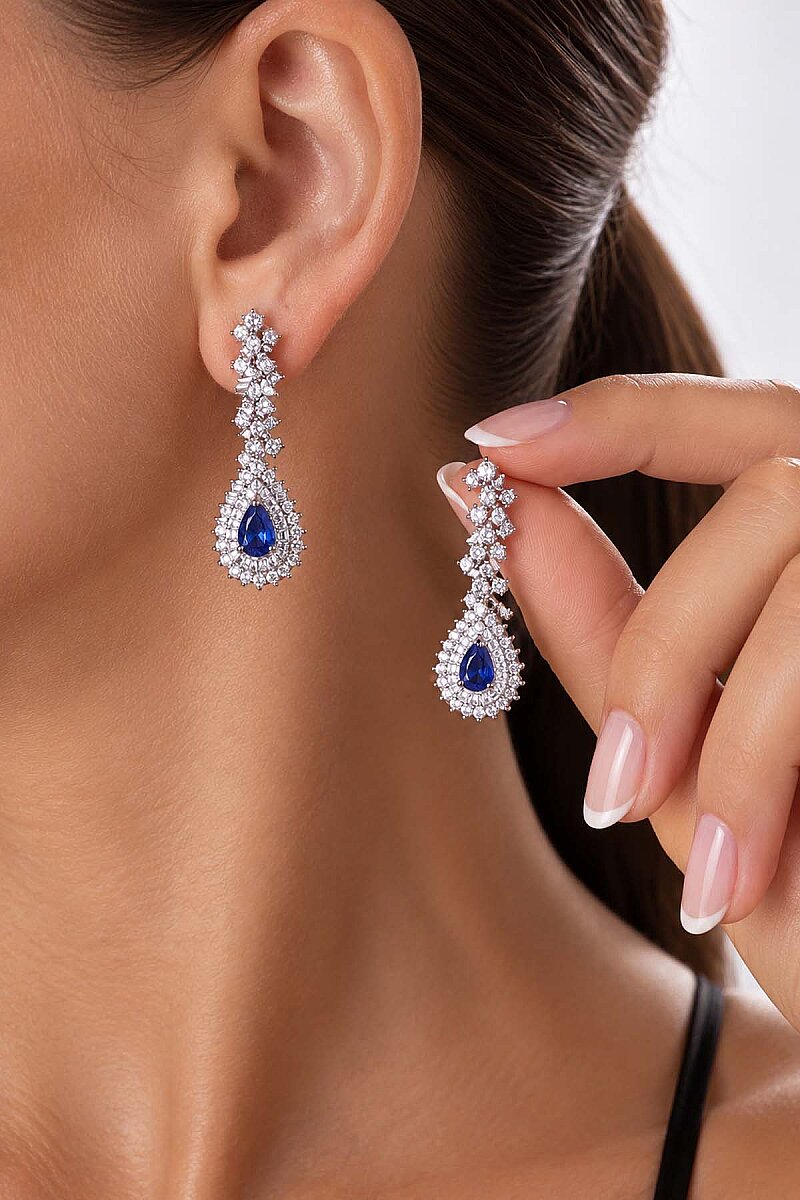 Hürrem Sultan Modeli Safir Taşllı Damla Motifli 925 Ayar Gümüş Küpe - 2