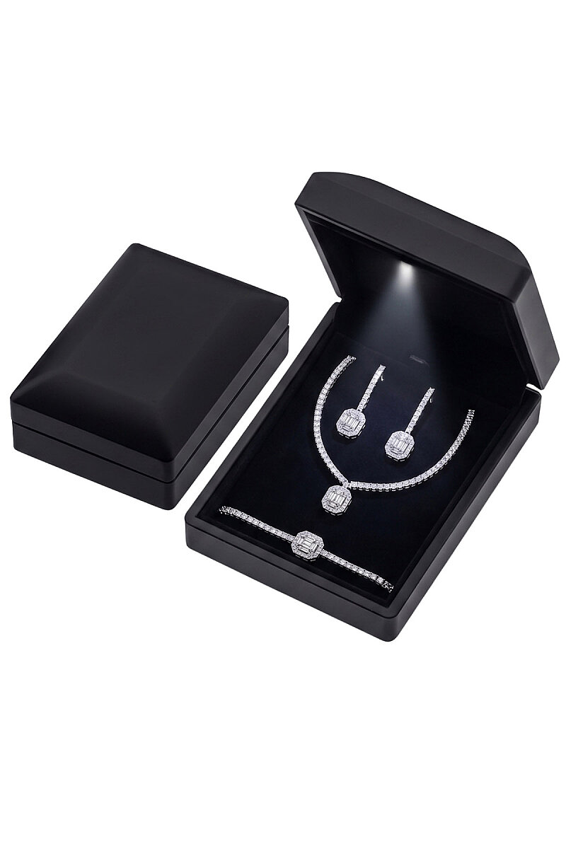 Işıklı Şık Büyük Siyah Set Kutusu - 1