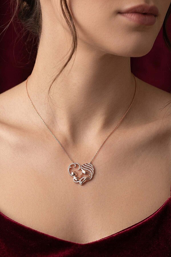 Kalp İçinde Anne Bebek Temalı 925 Ayar Gümüş Kolye - Gümüş Pazarım