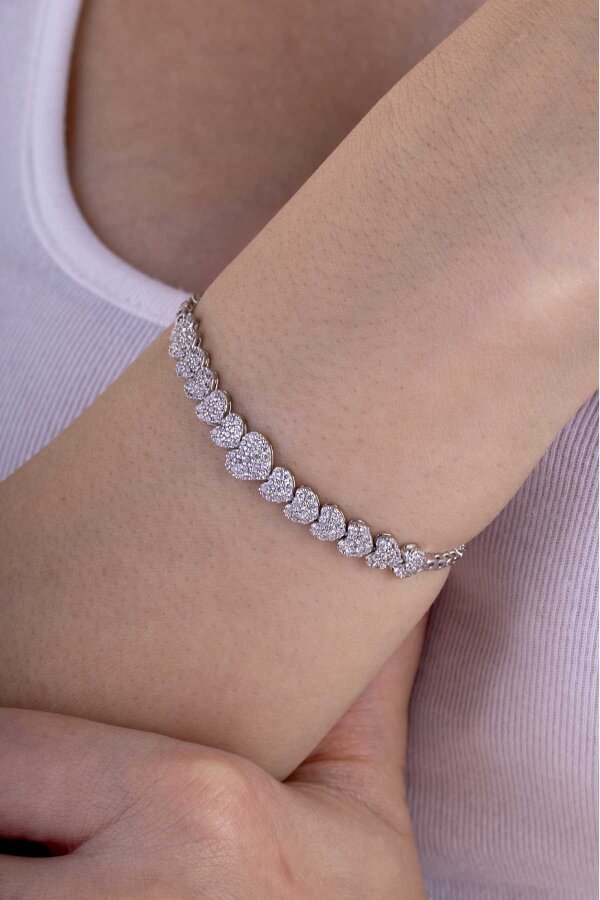 Kalp Süzmesi 925 Ayar Gümüş Rodyum Kaplama Su Yolu Bileklik 