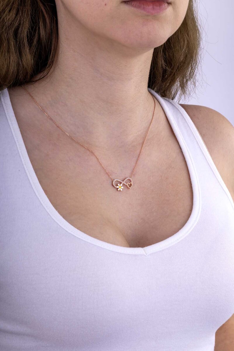 Papatya Kalp Motifli Sonsuzluk Gümüş Kolye - 3