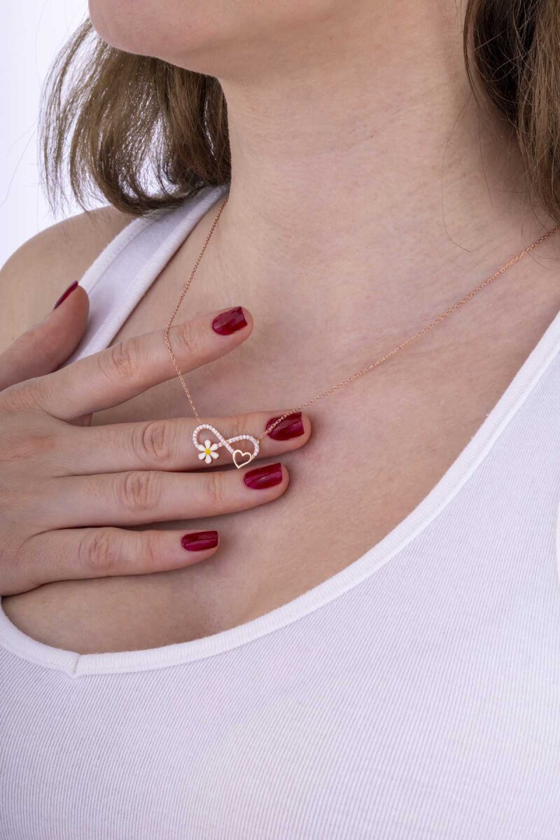 Papatya Kalp Motifli Sonsuzluk Gümüş Kolye - 2