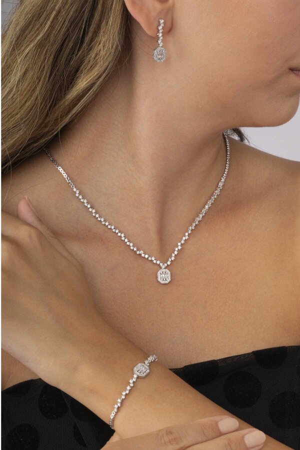 Pırlanta Montür Sıralı Tek Taş Rodyum Kaplama Baget Gümüş Düğün Seti - Gümüş Pazarım