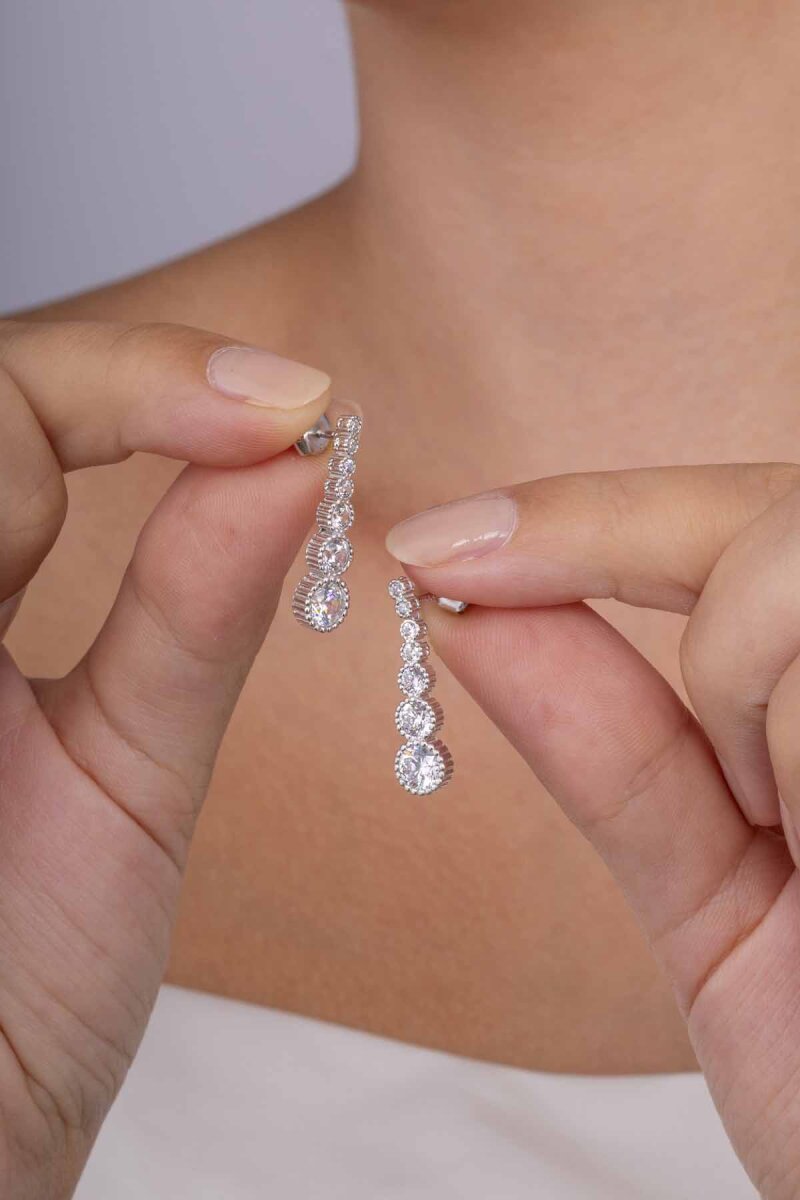 Pırlanta Montür Yuvarlak Kesim Su Yolu Gümüş Küpe - 2