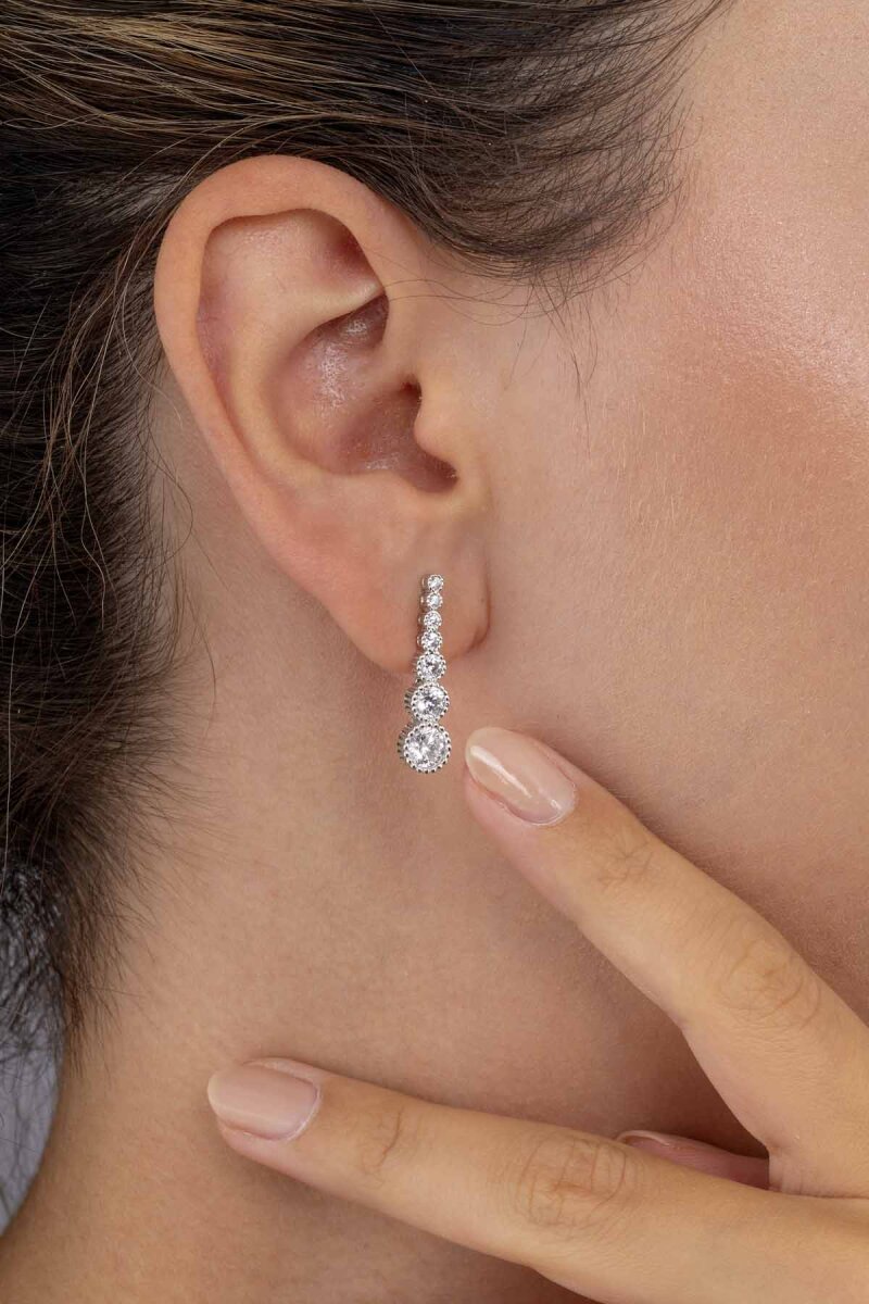 Pırlanta Montür Yuvarlak Kesim Su Yolu Gümüş Küpe - 1