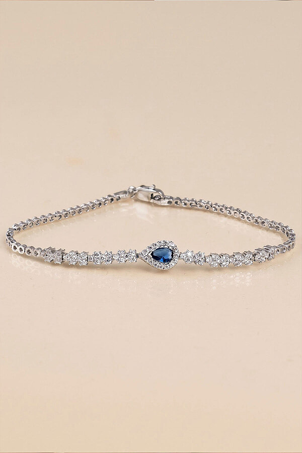 Safir Taşlı Damla Motifli Rodyum Kaplama Gümüş Bileklik 