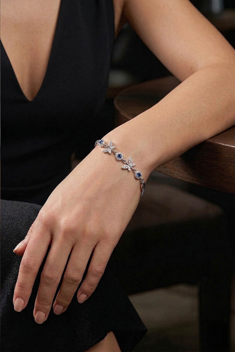Safir Taşlı Kelebek Motifli Gümüş Bileklik - 3