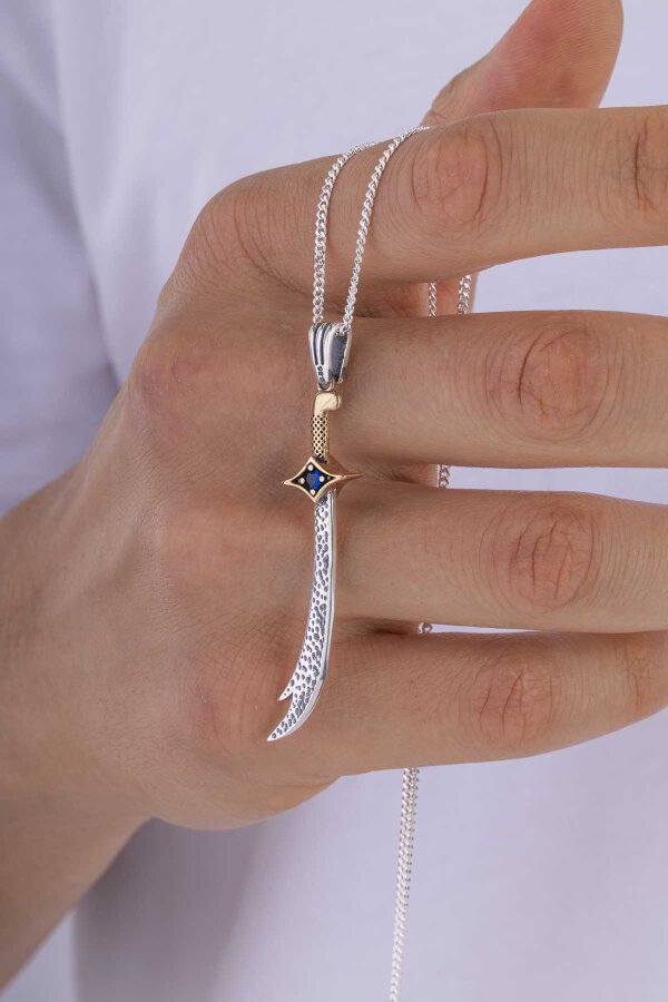 Safir Taşlı Zülfikar Erkek Gümüş Kolye - Gümüş Pazarım
