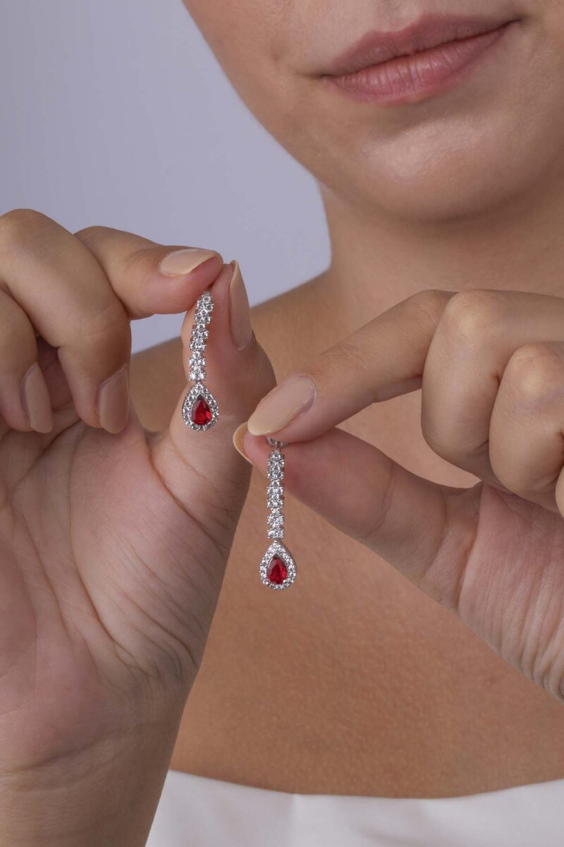 Yakut Taşlı Damla Motifli Rodyum Kaplama Gümüş Küpe - 1