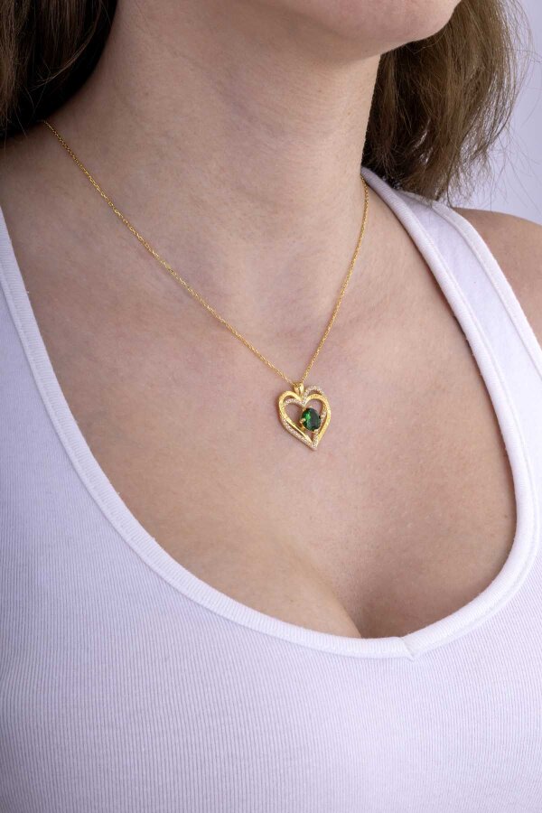 Zümrüt Taşlı Altın Kaplama Kalp Gümüş Kolye - Gümüş Pazarım